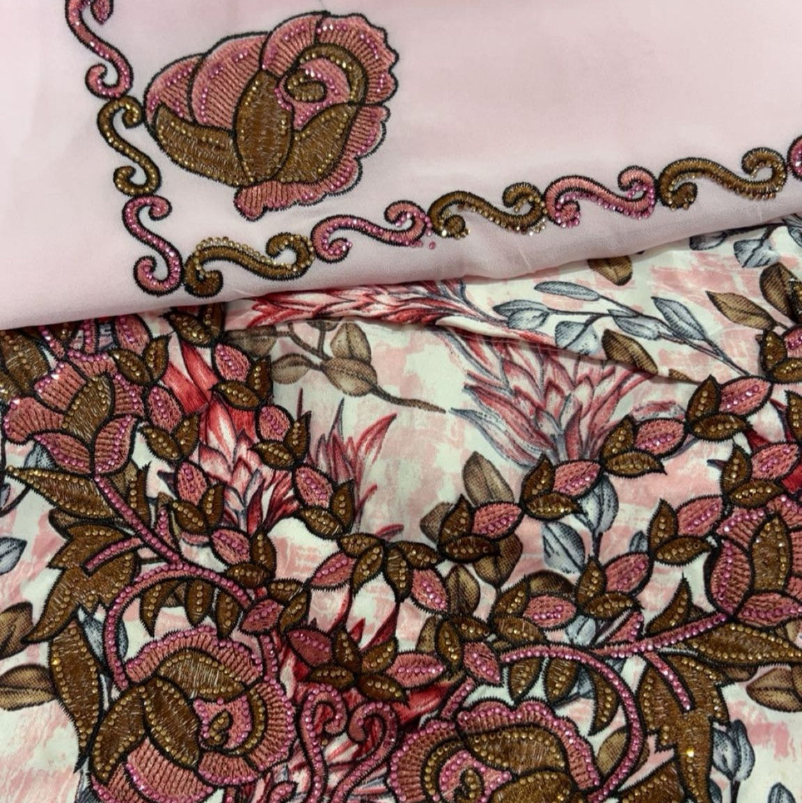 Mukhawar dress : Light Pink