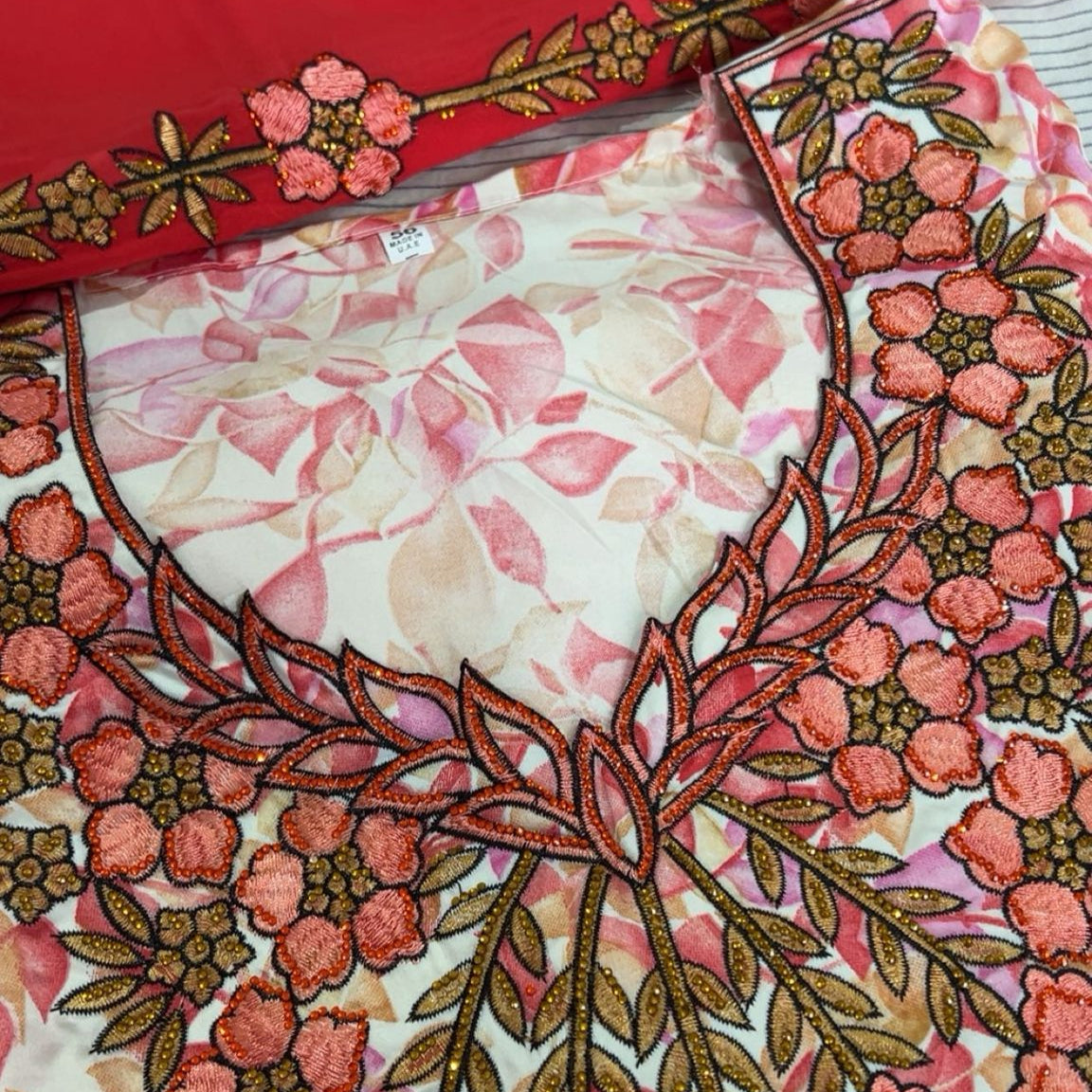 Mukhawar dress : Red with Gold